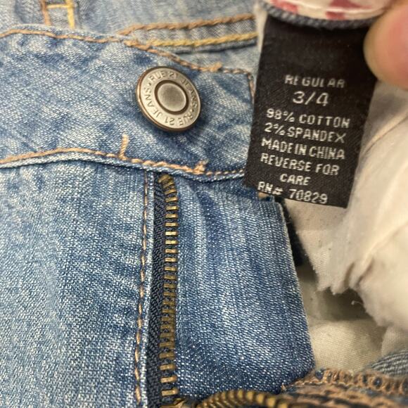 Rue 21 Y2K Denim Jeans 3/4 Medium Wash Bootcut Embroidered Design - Picture 4 of 12